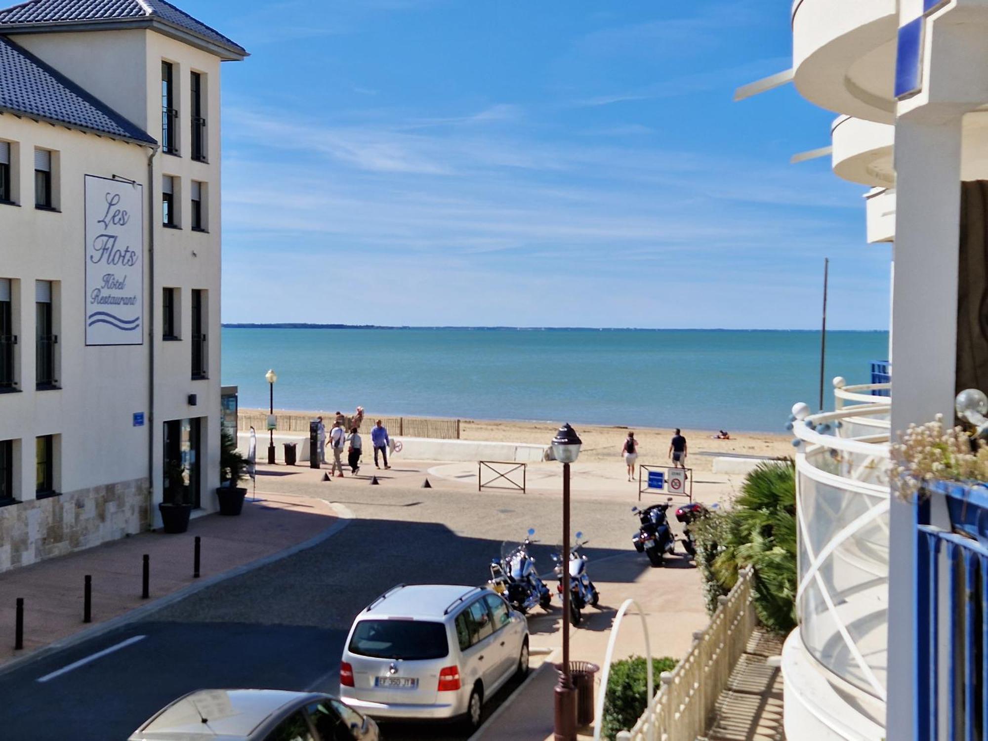 Appartement Pres De La Plage - 4 Pers, Piscine Ouverte, Parking, Animaux Acceptes - Fr-1-706-12 ชาแตเลยง-ปลาจ ภายนอก รูปภาพ